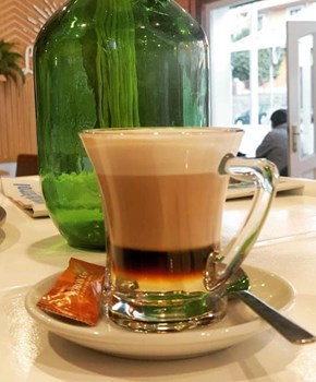 Café latte avellana - Imagen 1